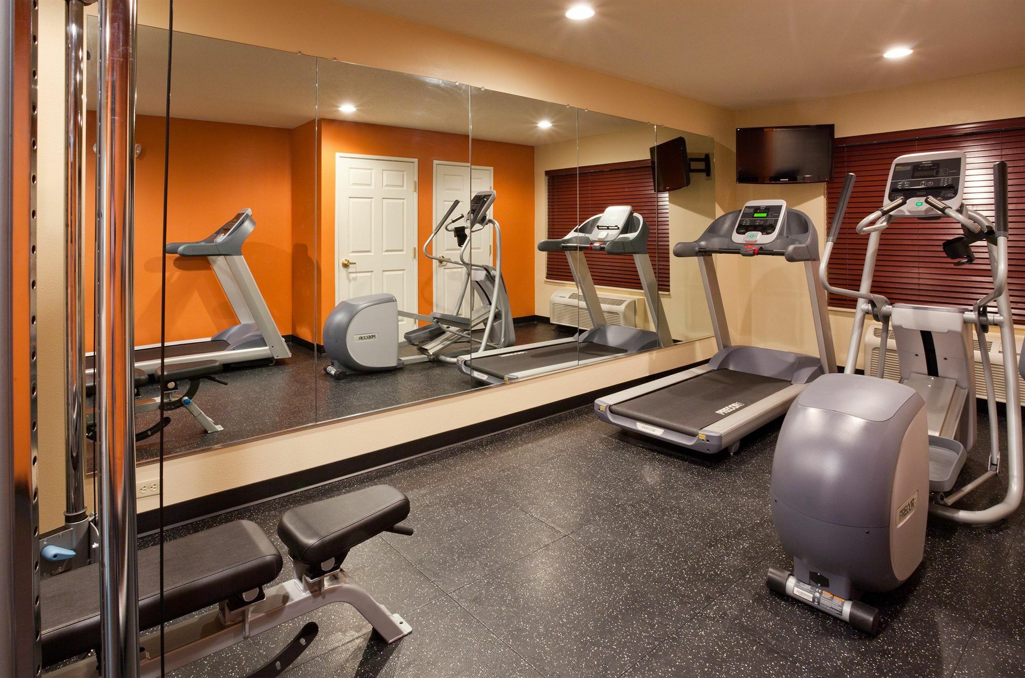 Country Inn & Suites By Radisson, Pella, Ia Exteriör bild